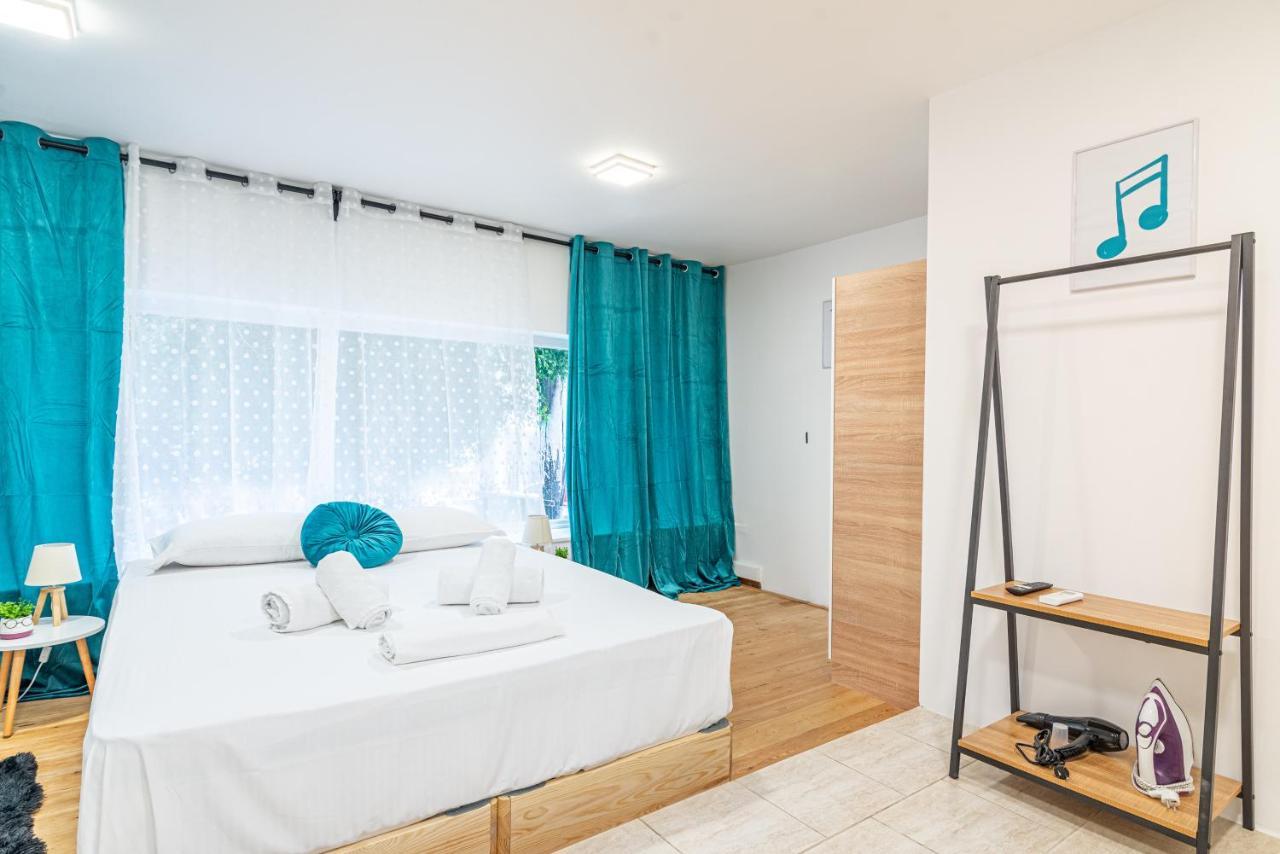 New Loft In The Heart Of City Center Heraklion  Exterior photo