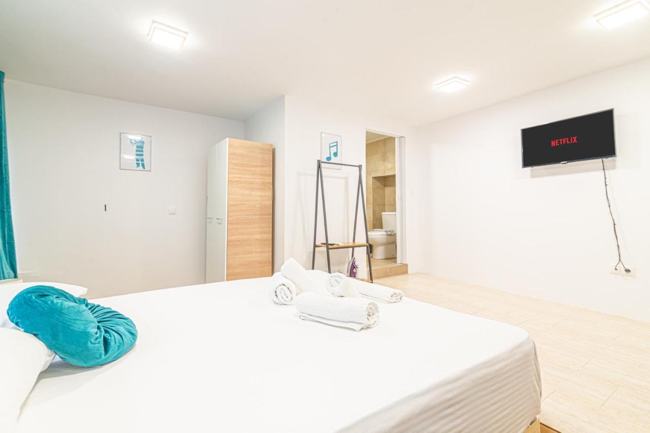 New Loft In The Heart Of City Center Heraklion  Exterior photo